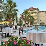 Godija & Hotel Velipojë