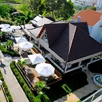 Godija & Ξενοδοχείο 4*