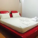 Godija & Ξενοδοχείο Velipojë