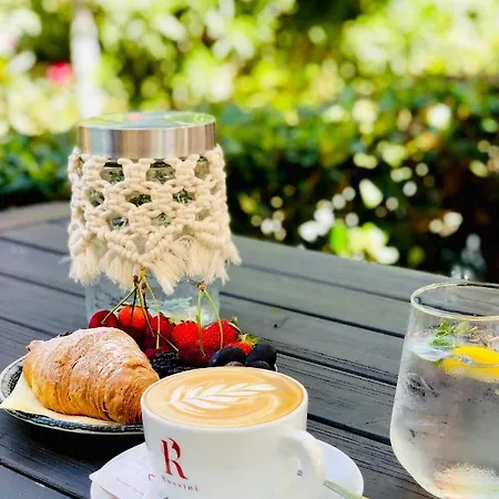 Hotell Godija & Velipojë