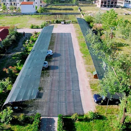 Godija & 4* Velipojë