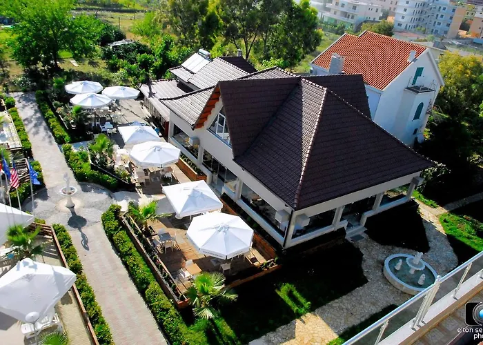 Godija & Hotel 4*
